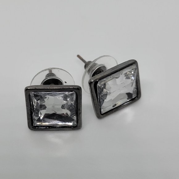 Earrings White Rhinestone Square E_OT0002. - Picture 3 of 4